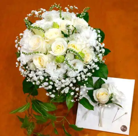 バラ・プリンセスメグ | 帯広市・花屋 | お花の事ならM's flower